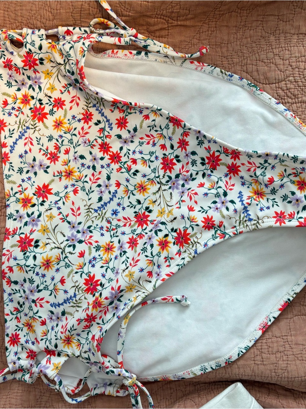 Time and Tru White Floral Print Bikini Bottoms
